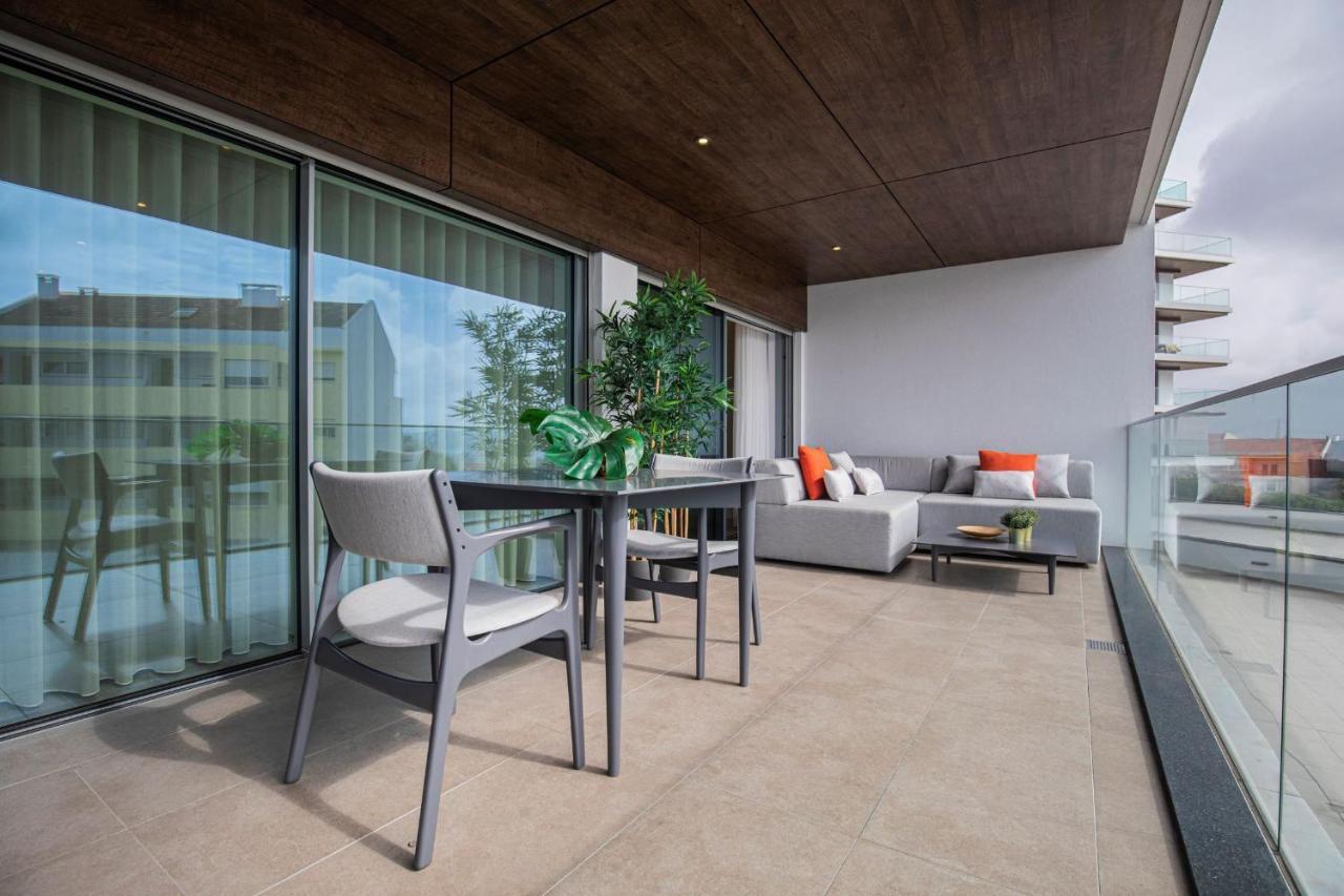 Modern & Charming Apartment W/Pool By Lovelystay Alges Exterior photo